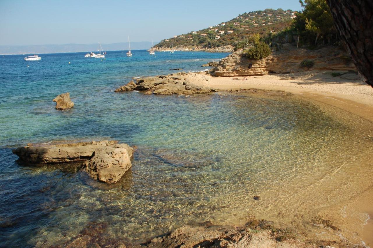 Beautiful Renovated Studio With View- Old Hyères Kültér fotó
